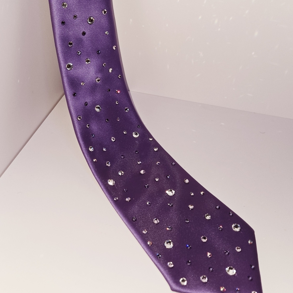 Purple Rhinestone Tie - Picture 5 of 7